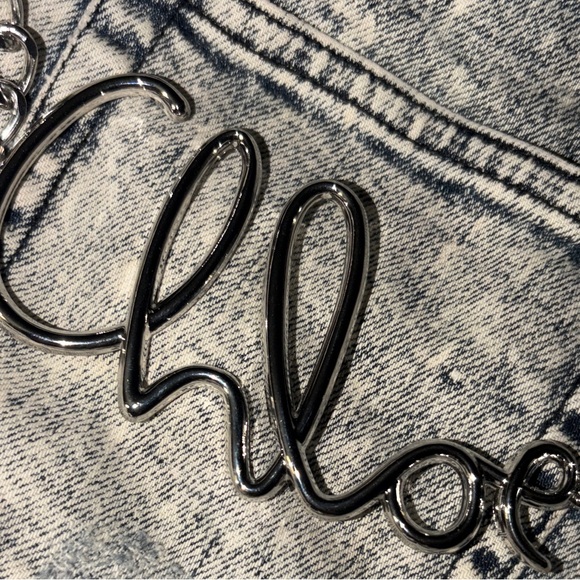 Silver Metal Chain Belt with 5” Chloe Signature - one size - Picture 4 of 5